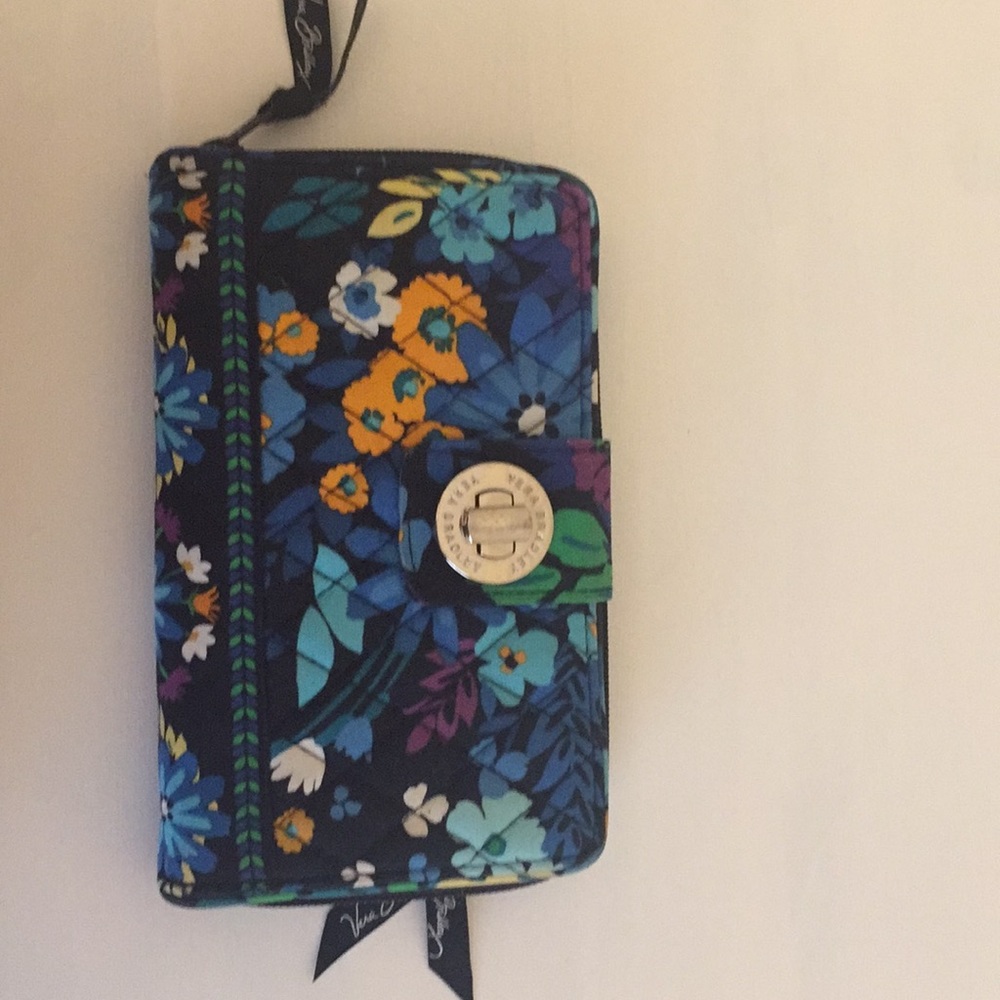 Vera Bradley wallet floral